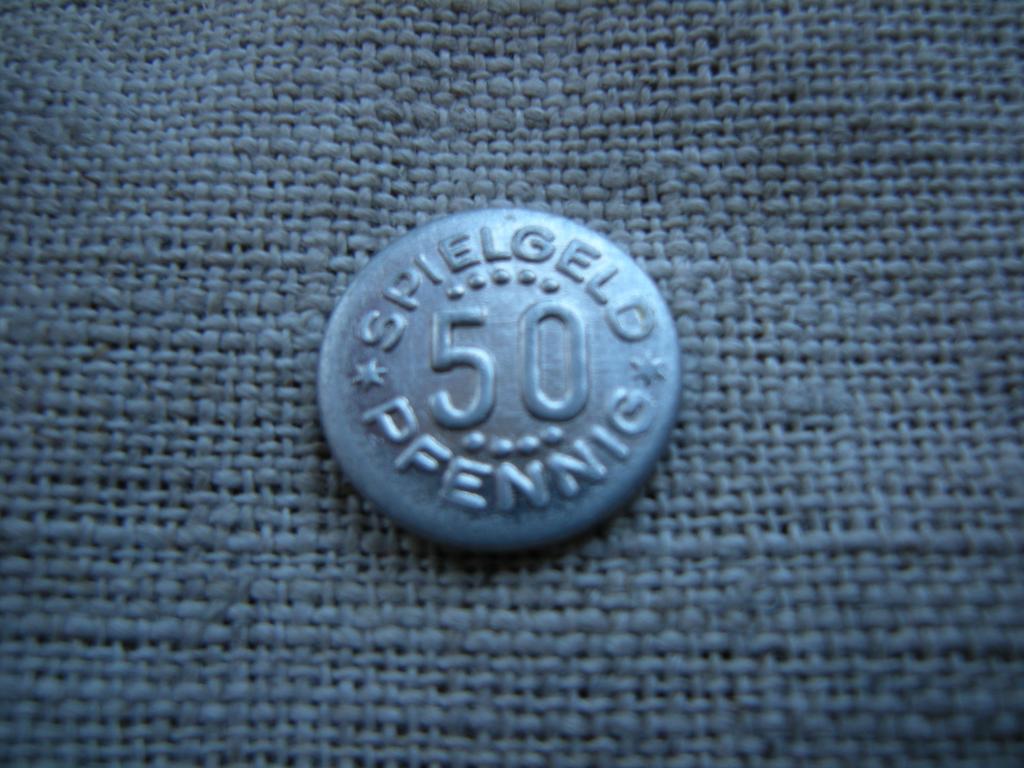 Германия жетон 50 pfennig spielgeld игровой, алюминий, на аверсе шахматная доска
