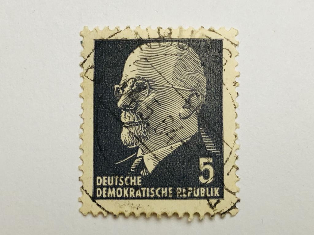 Председатель Госсовета Вальтер Ульбрихт. 5 пф. Персоналии. ГДР. 1961. Mi: DD 845. Гашен