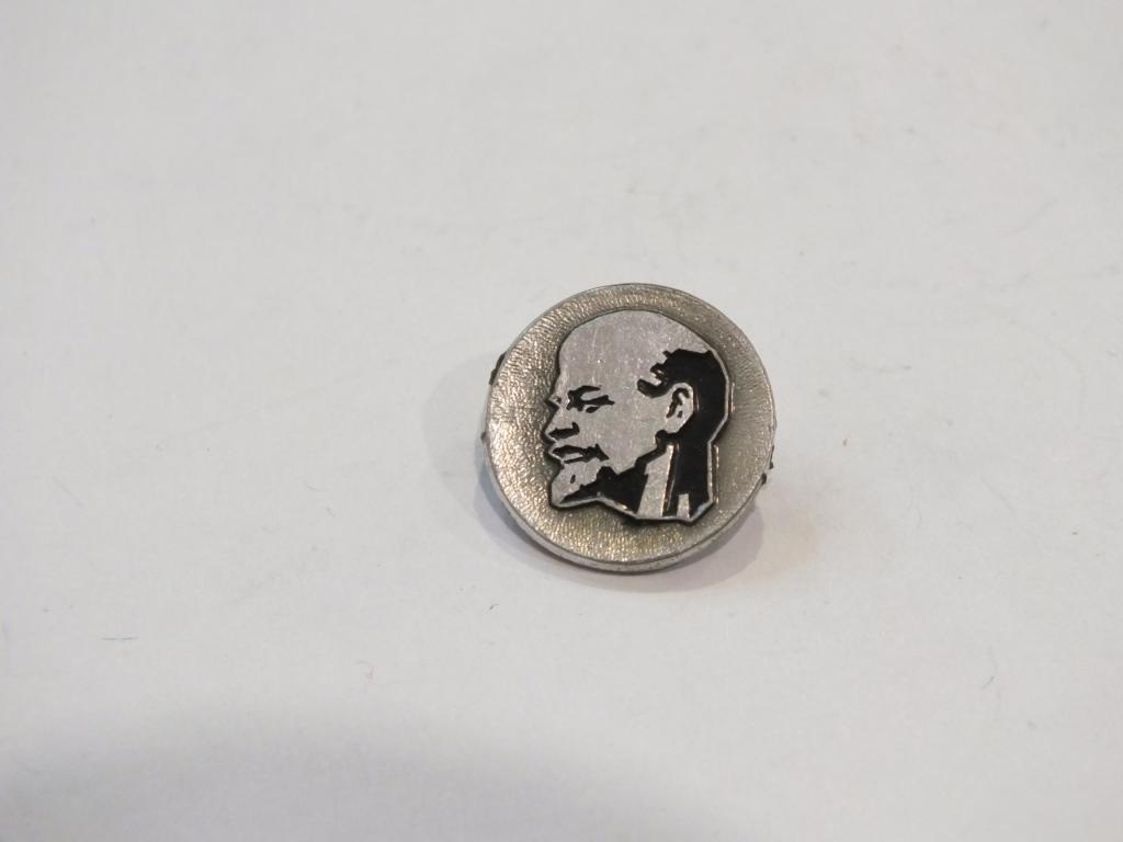 Значок Знак Геральдика и Другие Ленин   №157 Более 20000 т