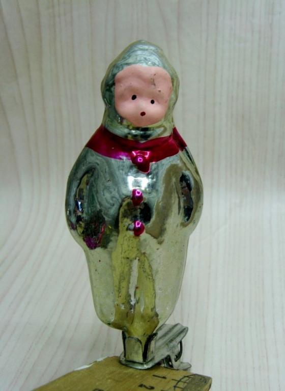 Ёлочная игрушка ребёнок мальчик в шарфе на прищепке СССР