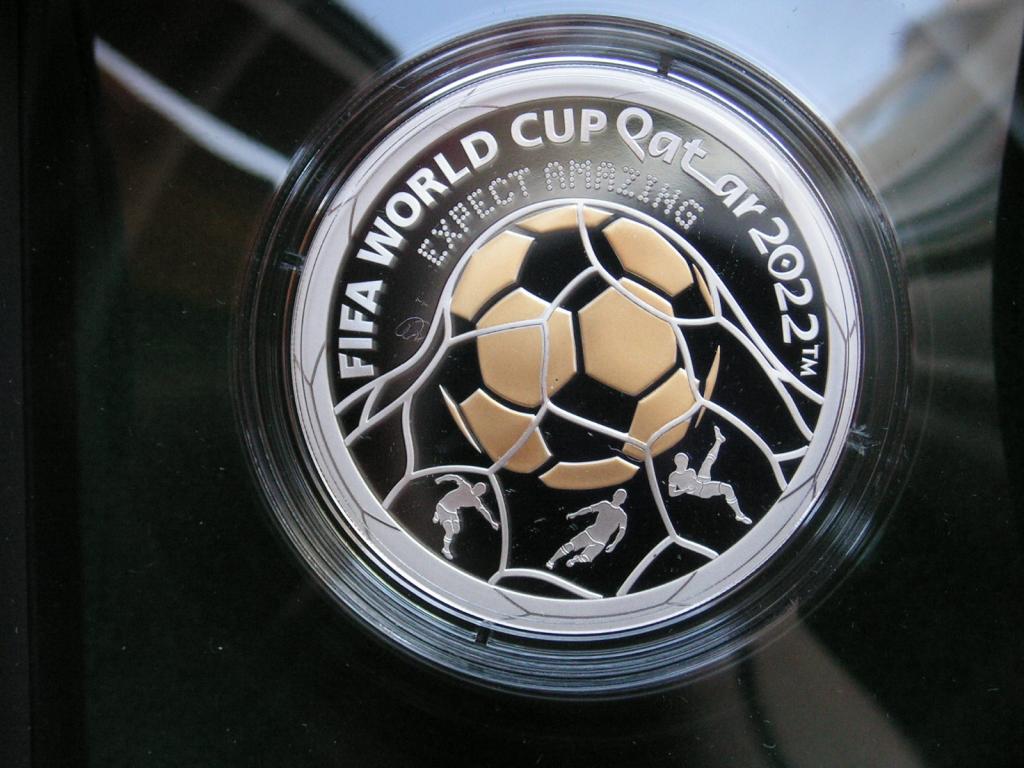 Казахстан 100 тенге 2022 ЧМ FIFA в Катаре / 2023 / proof