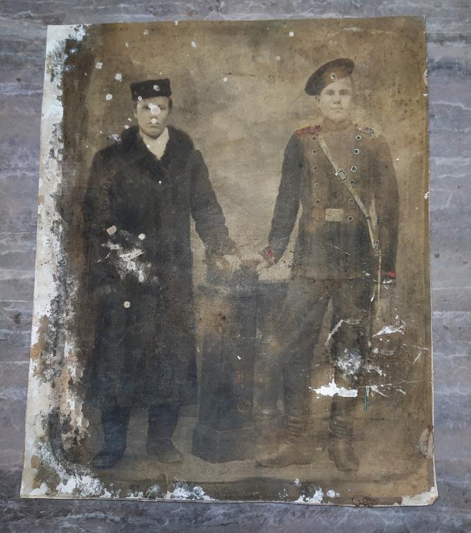 Фотография Туапсе.  Бравые военные, адресованное офицеру русской армии Петрожицкому.