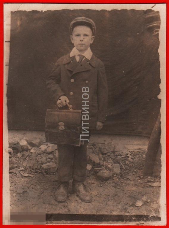126753 Мальчик дети школьник ученик портфель фотография 1936 