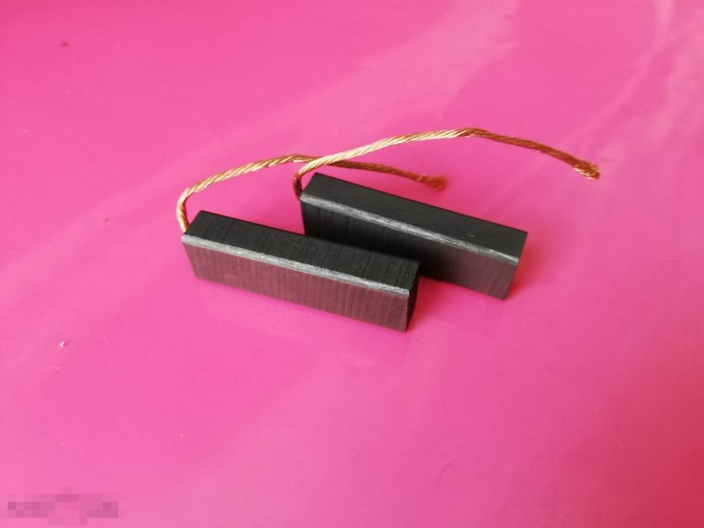 Щетки для электродвигателей 6,3×10×32,5. Цена за штуку. 