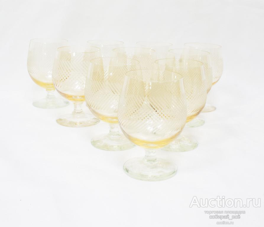 Набор Рюмки на ножках 10 шт. жёлтое стекло, высота 9 см (9)