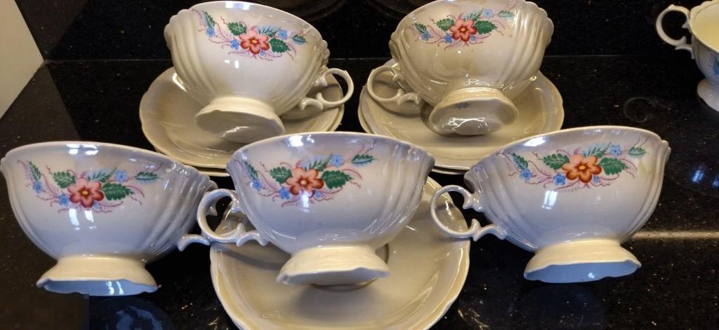 ЧАЙНАЯ ПАРА ФАРФОР. 230 мл. 1990-е гг 