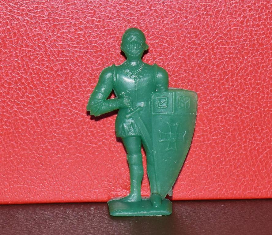 Солдатики СССР - Ледовое побоище Крестоносцы зелёные,№45.