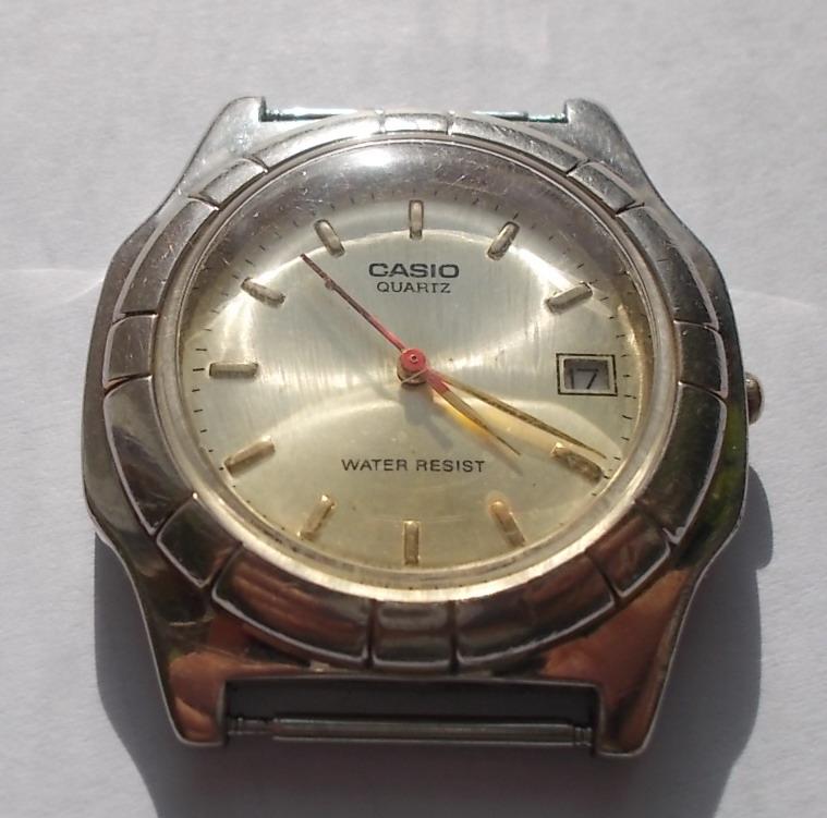 Часы Casio кварц  на ходу