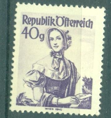 Австрия 1948 г. стандарт Женские костюмы регионов Австрии негашеная**