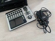 Цифровой сенсорный микшер QSC TouchMix-16