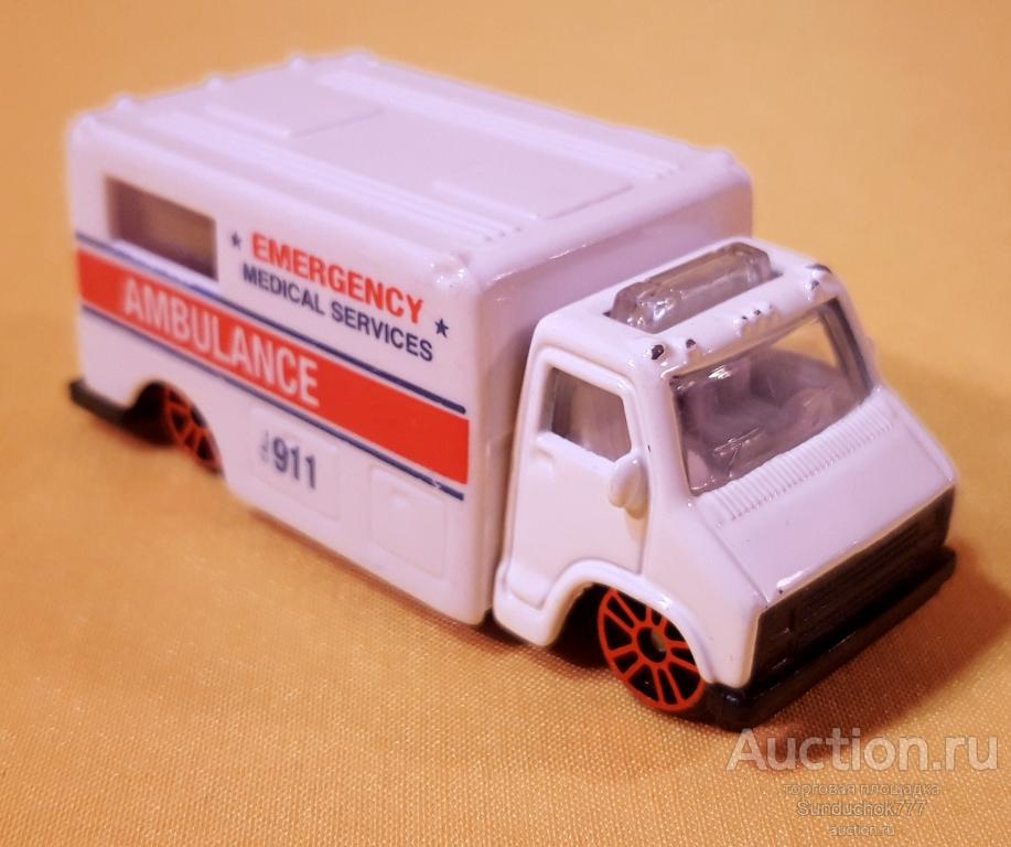 Игрушка Модель Автомобиль Скорая помощь Maisto "Ambulance 911" Масштаб 1:64.