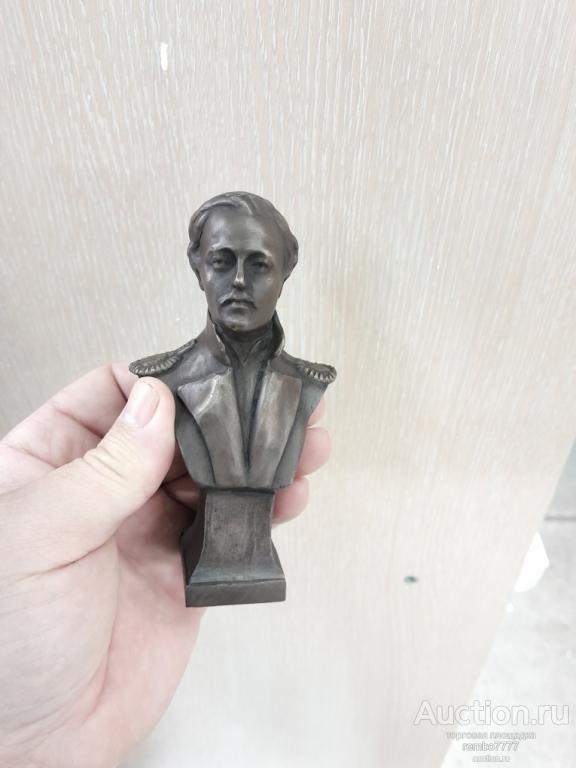 лермонтов бюст писатель поэт европа. 12см.бронза. пресс-папье