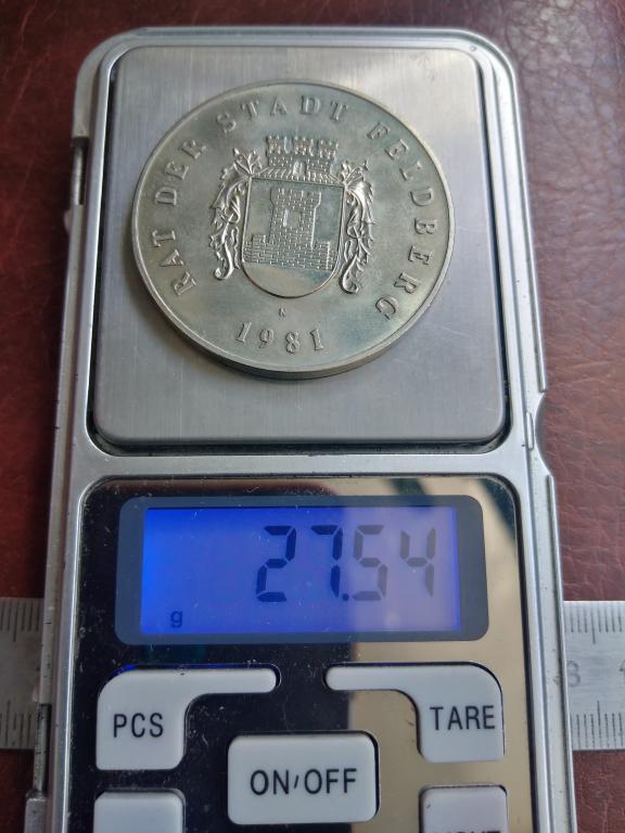 Медаль 725 jahre feldberg drostenhaus 1981г. 40мм.