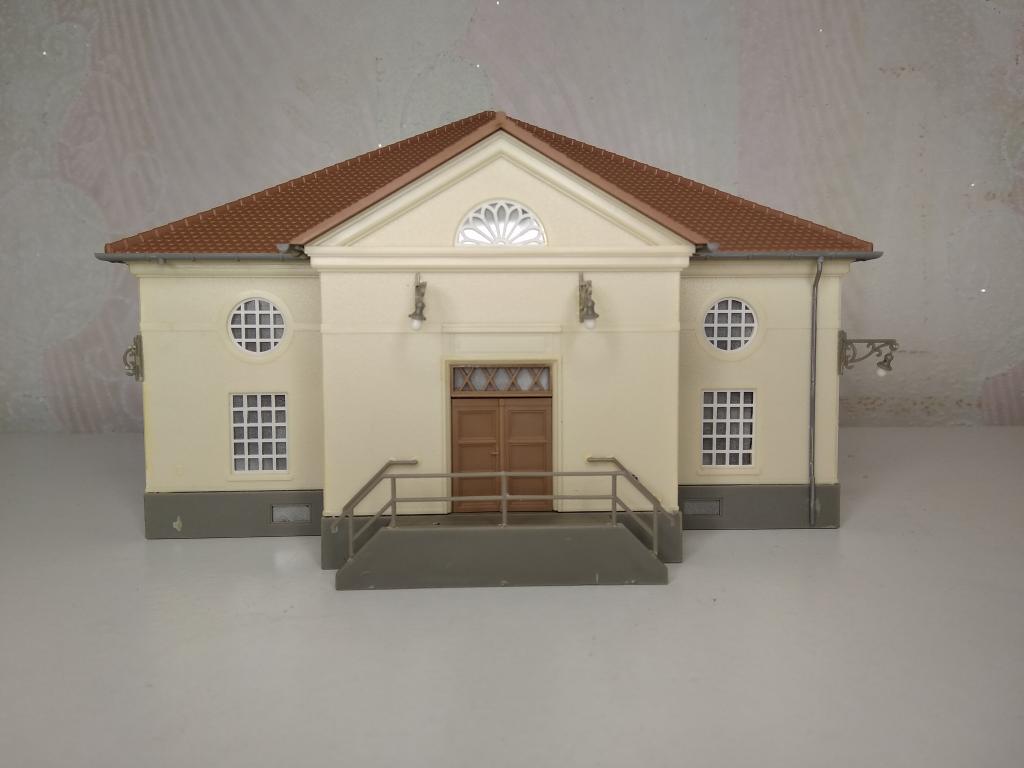 16мм.(HO) Faller электроподстанция 21.8 x 18.4 x 14.9 см.