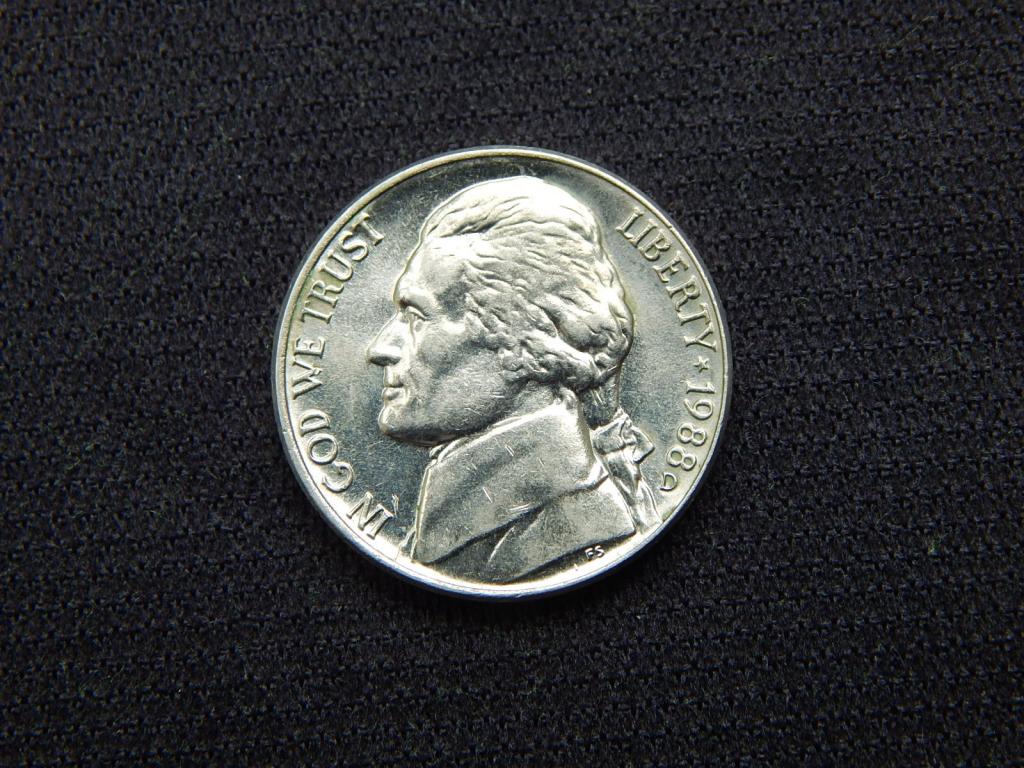 5 центов 1988 года "D" США Оч хороший сохран Ау83