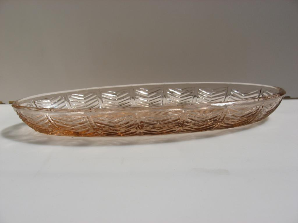 Блюдо селедочница Рыба цветное стекло СССР