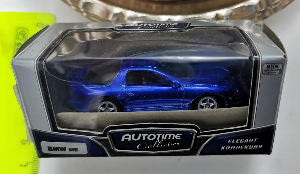 модель BMW M5 AUTOTIME Collection