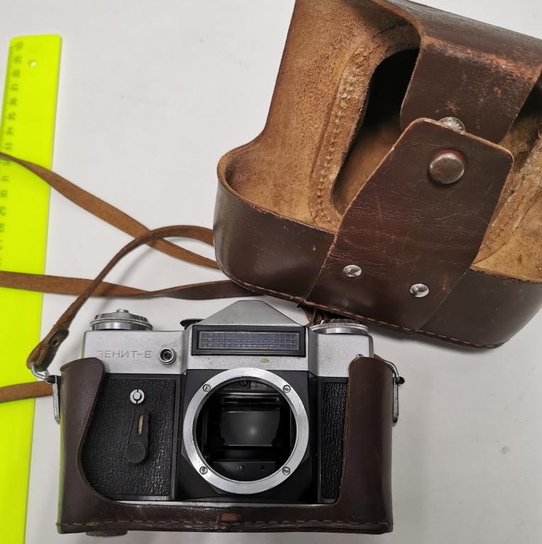 фотоаппарат Зенит-Е номер 83120401