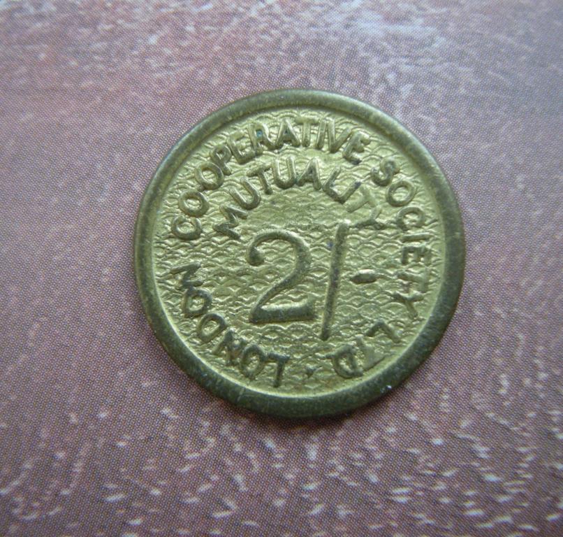 Великобритания винтажный жетон кооператив London Cooperative Society Mutuality 2 шиллинга