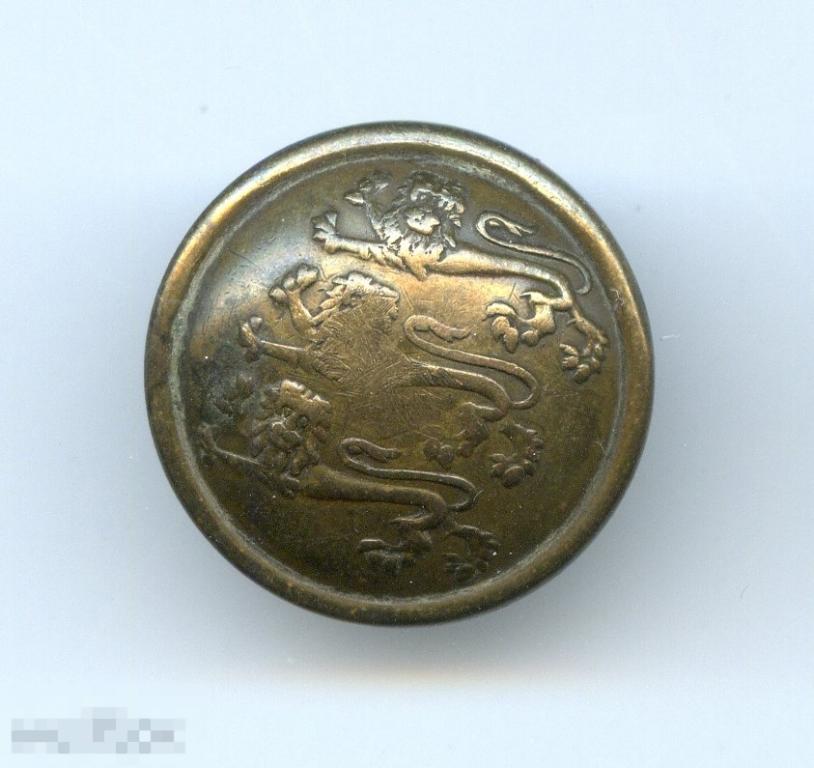 Пуговица мундирная Эстония 1930-е годы  латунь 