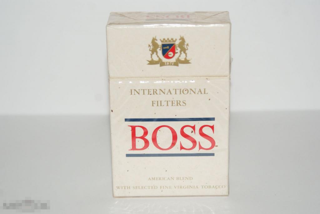Пачка Упаковка  от сигарет BOSS 80-90 х Югославия в коллекцию 