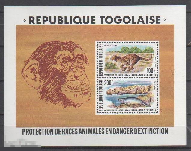 DF ТОГО 1977 Sc#С320А ФАУНА ЖИВОТНЫЕ ЗАЩИТА ГЕПАРД КОШКА ЛАМАНТИН ОБЕЗЬЯНА 