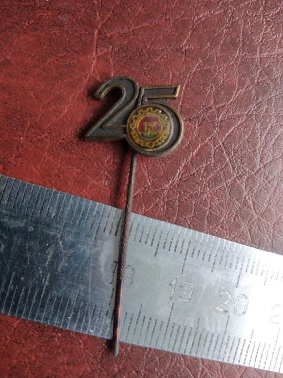 Значок-иголка Общество ДСО Колос 25 лет. тяж.мет.