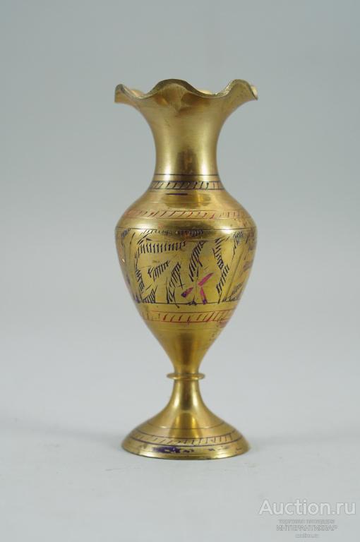 Декоративная металлическая ваза с гравировкой 22АБ0615