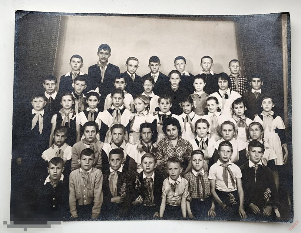 Фотография дети школа школьники ученики пионеры школьное платье, форма #63 