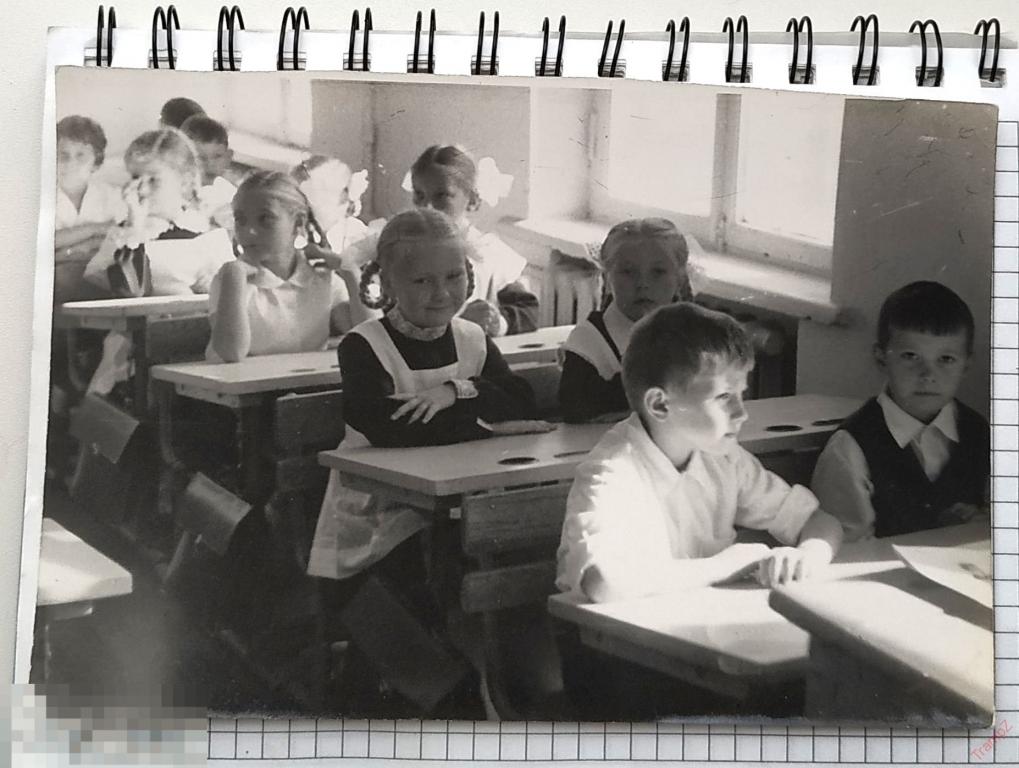 Фотография школа дети ученики школьники класс урок парта портфель #64 