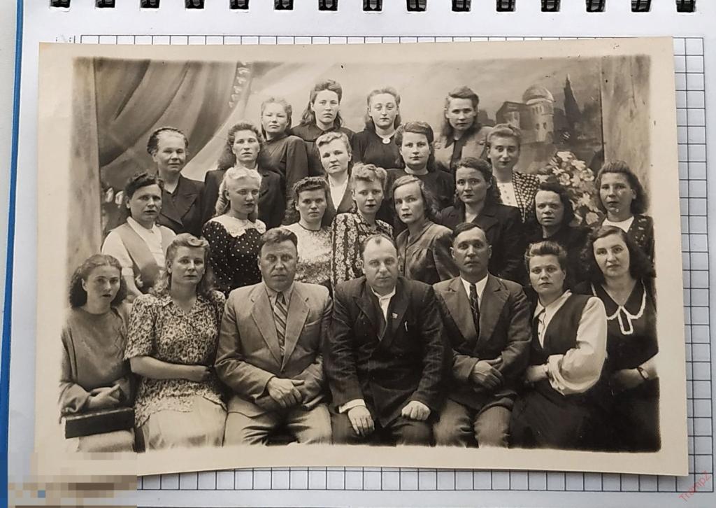 Фотография советские люди, мужчины женщины девушки мода одежда прическа #73 