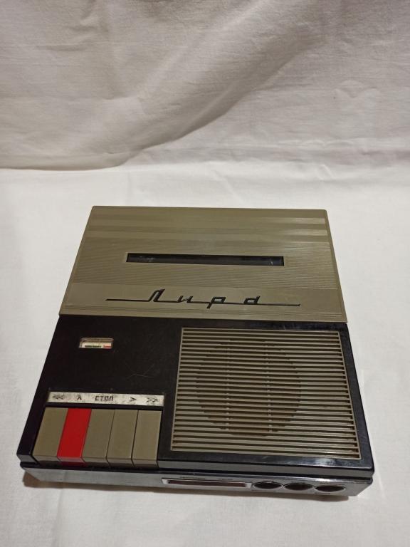 Магнитофон Лира-206 — покупайте на Auction.ru по выгодной цене. Лот из ...