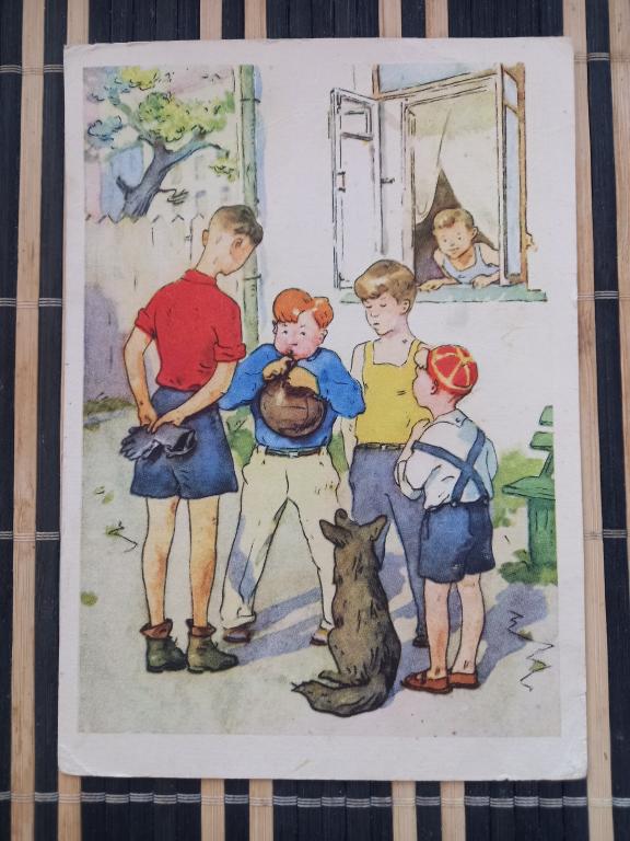 ОТКРЫТКА  ЮНЫЕ ФУТБОЛИСТЫ  Р.КОБЗЕВ  1956