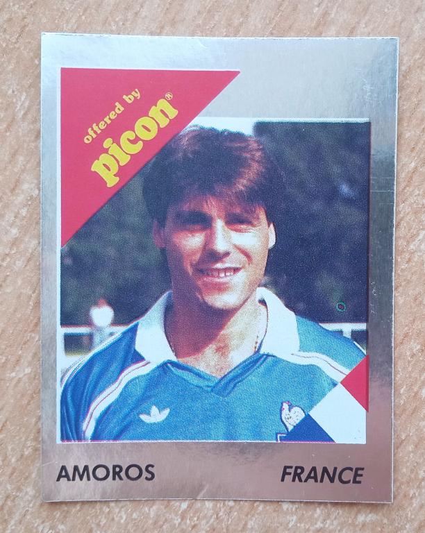 Футбол игрок сборной Франции Аморо