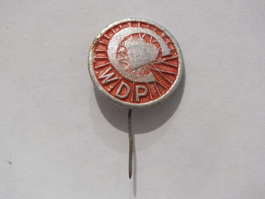 Коллекция Знак Значок Геральдика   Лист 612 Более 20000 шт