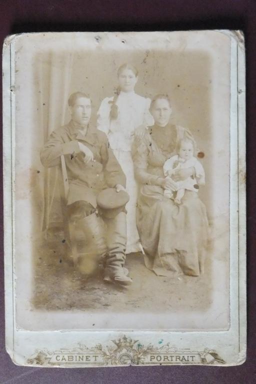 Старинная фотография Кабинет Портрет Семейный снимок CABINET PORTRAIT 16x10см
