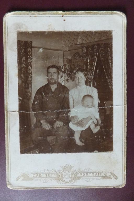 Старинная фотография Кабинет Портрет Старое семейство CABINET PORTRAIT 16x10см