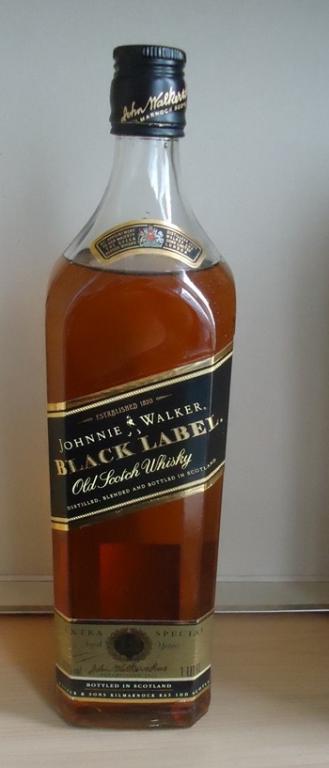 Виски Johnnie Walker Black Label 12 лет выдержки 1 литр