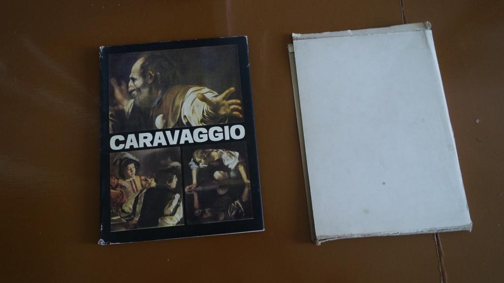 Nicolescu Vasile. Caravaggio. Караваджо. Альбом на французском языке. Бухарест. 1983г. 69с. Твердый