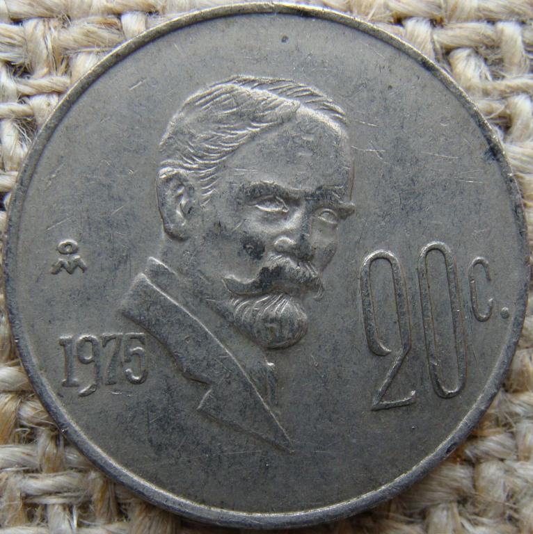 20 сентаво 1975 год. Мексика