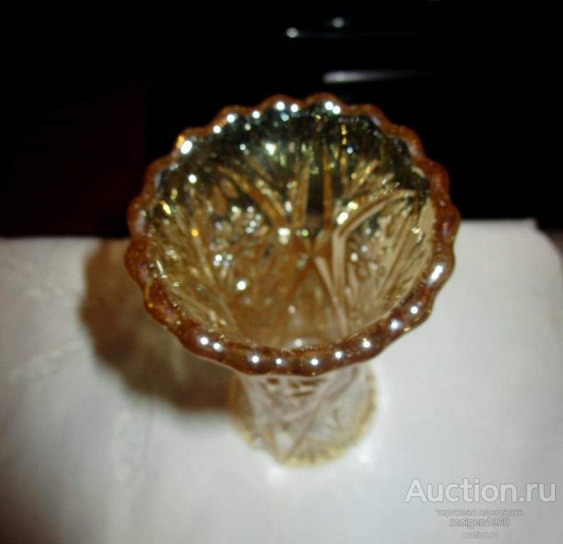 Винтажная ваза цветное стекло с перламутром Чехословакия