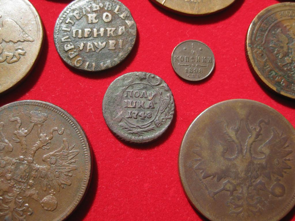 полушка 1748 . супер! редкая !перья! До 1917 г.007