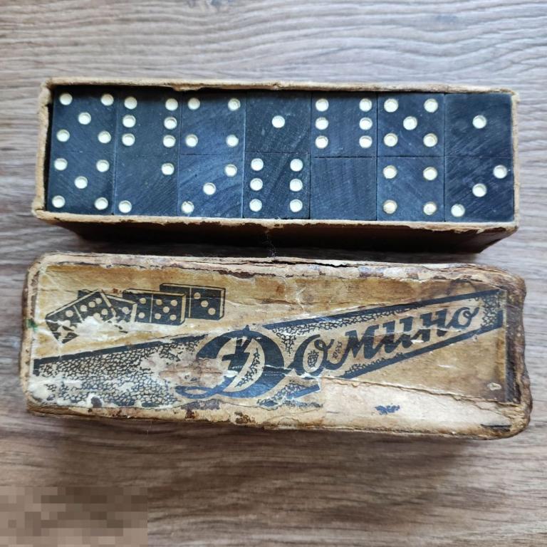 Домино 1950 -е Красная Звезда АНТИКВАРНОЕ СТАРИННОЕ СОВЕТСКОЕ из дерева СССР ДЕРЕВЯННОЕ РЕДКОЕ 