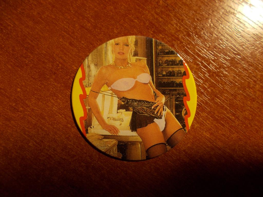 Фишка Super Beach Girls № 12