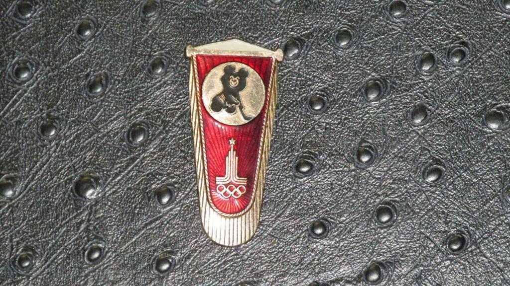 Редкий крупный значок Олимпийский мишка СССР алюмин, отл.сост.