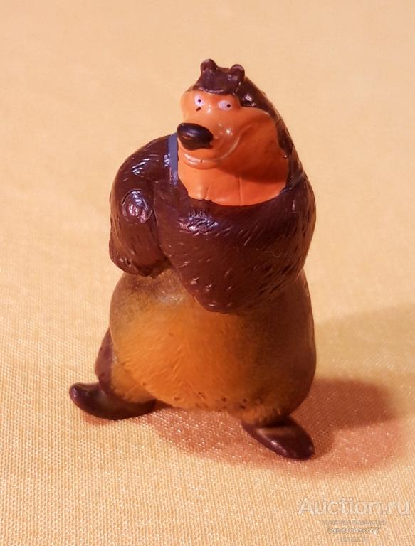 Фигурка "Медведь с рюкзаком Баг. Сезон охоты" Дисней, Ландрин 2006.