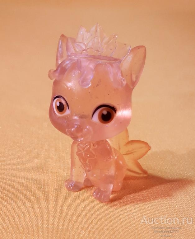 Игрушка фигурка. Питомец Принцессы? 4,5 см.