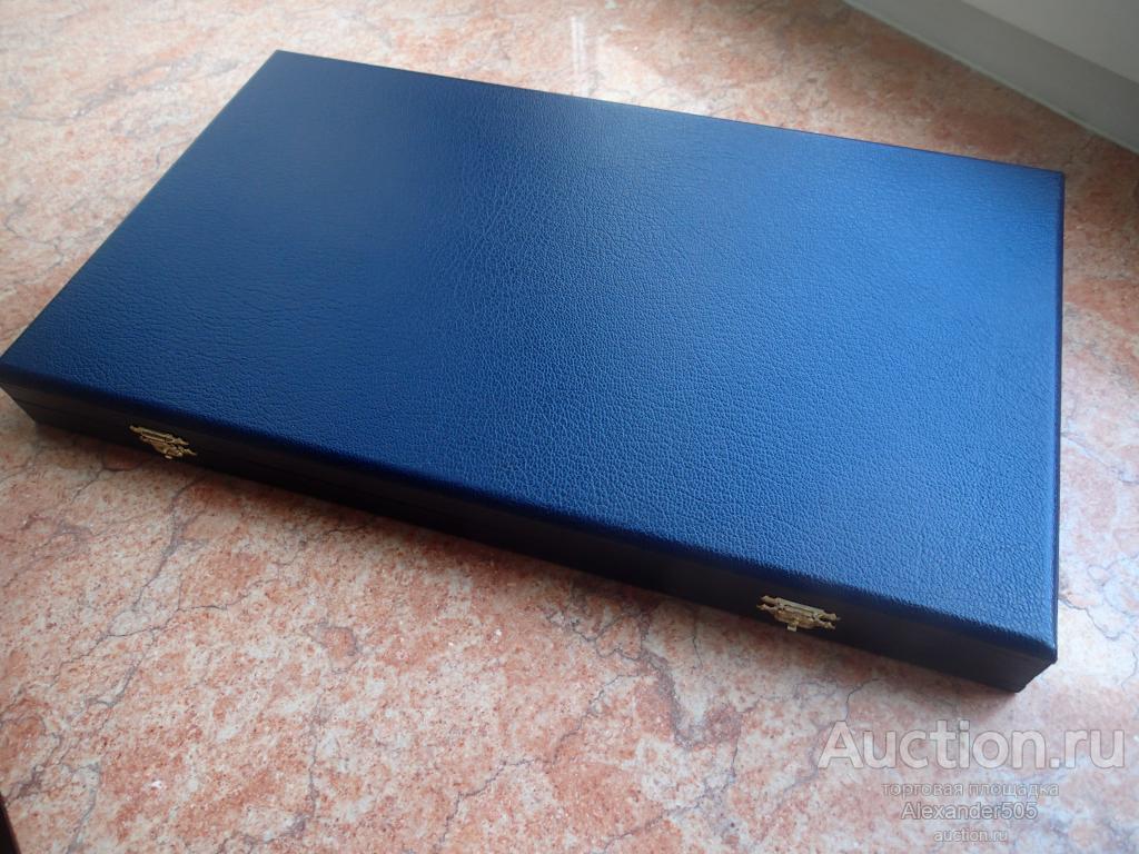 !!! Футляр синий для 28 монет в капсулах д44 размер 388х233х36 мм