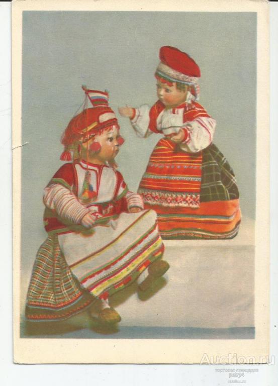 22079.Куклы в русских народных костюмах.