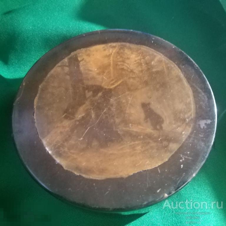 Шкатулка старинная с медведями , из СССР, лаковая миниатюра, бакелит